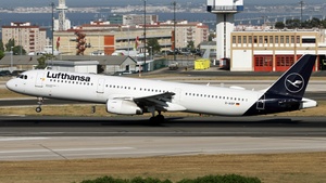 Photo of D-AISP - Airbus A321-231 operated by Lufthansa