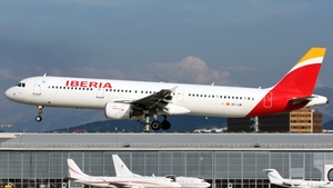 Photo of EC-IJN - Airbus A321-212 operated by Iberia