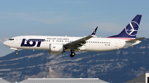 Photo of SP-LVB - Boeing 737 MAX 8 operated by LOT Polish Airlines