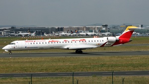Photo of EC-MNQ - Bombardier CRJ-1000 operated by Iberia Regional (opb Air Nostrum)
