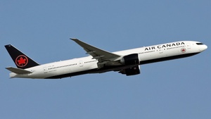 Photo of C-FITL - Boeing 777-333(ER) operated by Air Canada