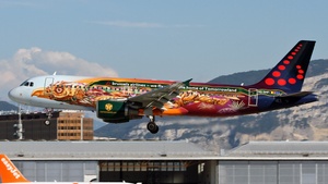 Photo of OO-SNF - Airbus A320-214 operated by Brussels Airlines