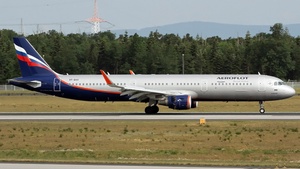 Photo of VP-BAX - Airbus A321-211 operated by Aeroflot