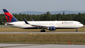 Photo of N185DN - Boeing 767-332(ER) operated by Delta Air Lines