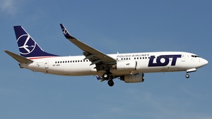 Photo of SP-LWD - Boeing 737-89P operated by LOT Polish Airlines