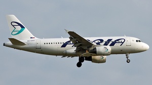 Photo of S5-AAX - Airbus A319-111 operated by Adria Airways