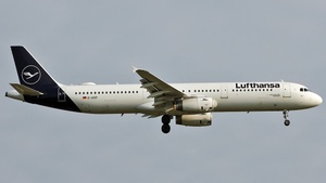 Photo of D-AISP - Airbus A321-231 operated by Lufthansa