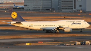 Photo of D-ABYP - Boeing 747-830 operated by Lufthansa