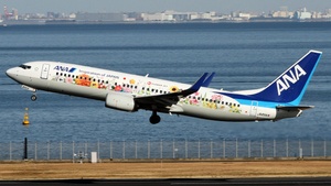 Photo of JA85AN - Boeing 737-881 operated by ANA All Nippon Airways (opb ANA Wings)