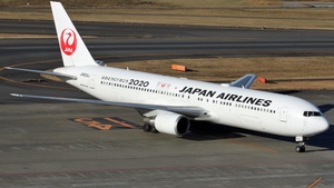 Photo with serial 32888 - Boeing 767-346(ER)