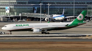 Photo of B-16337 - Airbus A330-302 operated by EVA Air