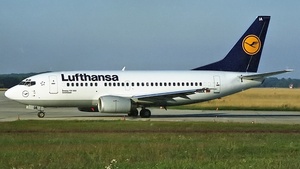 Photo of D-ABIA - Boeing 737-530 operated by Lufthansa