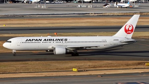 Photo of JA8988 - Boeing 767-346 operated by Japan Airlines