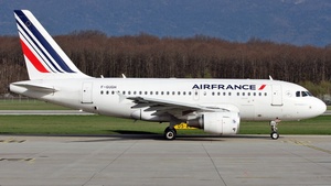 Photo of F-GUGH - Airbus A318-111 operated by Air France