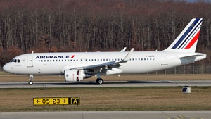 Photo of F-HEPK - Airbus A320-214 operated by Air France