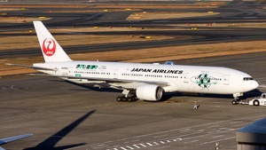 Photo of JA8984 - Boeing 777-246 operated by Japan Airlines