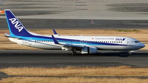 Photo of JA57AN - Boeing 737-881 operated by ANA All Nippon Airways (opb ANA Wings)