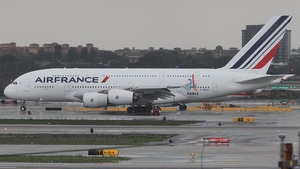 Photo of F-HPJJ - Airbus A380-861 operated by Air France