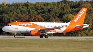Photo of G-EZDO - Airbus A319-111 operated by easyJet