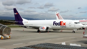 Photo of OO-TNP - Boeing 737-45D(BDSF) operated by FedEx (opb ASL Airlines Belgium)
