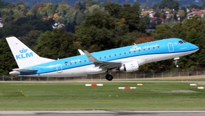 Photo of PH-EXG - Embraer ERJ-175STD operated by KLM Cityhopper