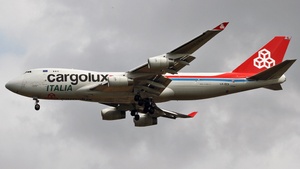 Photo of LX-OCV - Boeing 747-4R7F operated by Cargolux Italia
