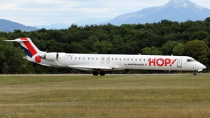 Photo of F-HMLD - Bombardier CRJ-1000EL operated by Air France HOP