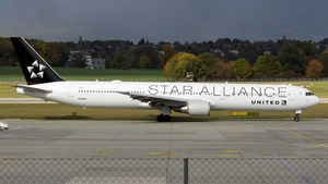 Photo of N76055 - Boeing 767-424(ER) operated by United Airlines