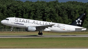 Photo of D-AIPD - Airbus A320-211 operated by Lufthansa