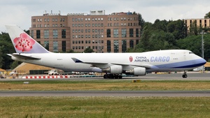 Photo of B-18717 - Boeing 747-409F operated by China Airlines Cargo