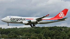 Photo of LX-YCV - Boeing 747-4R7F operated by Cargolux Italia