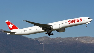 Photo of HB-JNG - Boeing 777-3DE(ER) operated by Swiss International Air Lines