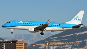 Photo of PH-EXN - Embraer ERJ-175STD operated by KLM Cityhopper
