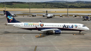 Photo of PR-AUH - Embraer ERJ-195LR operated by Azul