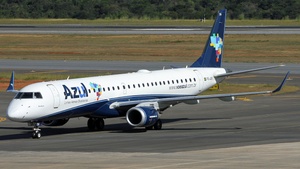 Photo of PR-AXN - Embraer ERJ-195LR operated by Azul