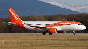 Photo with serial 4554 - Airbus A320-214