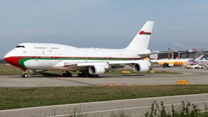 Photo of A4O-OMN - Boeing 747-430 operated by Oman Royal Flight
