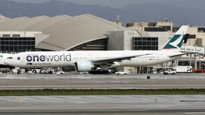 Photo of B-KPL - Boeing 777-367(ER) operated by Cathay Pacific Airways