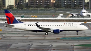 Photo of N250SY - Embraer ERJ-175LR operated by Delta Connection (opb SkyWest Airlines)