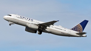 Photo of N401UA - Airbus A320-232 operated by United Airlines