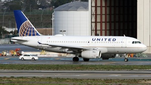 Photo of N812UA - Airbus A319-131 operated by United Airlines