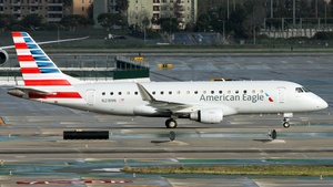 Photo of N218NN - Embraer ERJ-175LR operated by American Eagle (opb Compass Airlines)