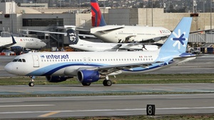 Photo of XA-VIP - Airbus A320-214 operated by Interjet