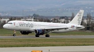 Photo of CS-TRO - Airbus A320-214 operated by White Airways