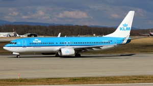 Photo of PH-BGA - Boeing 737-8K2 operated by KLM Royal Dutch Airlines