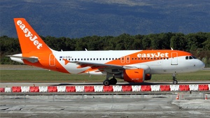 Photo of G-EZDJ - Airbus A319-111 operated by easyJet