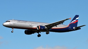 Photo of VP-BTR - Airbus A321-211 operated by Aeroflot