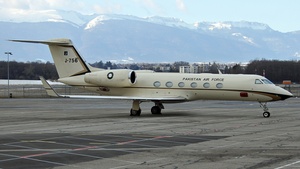 Photo of J-756 - Gulfstream GIV-X (G450) operated by Pakistan Air Force