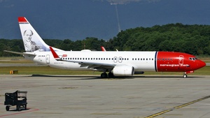 Photo of LN-NIA - Boeing 737-8JP operated by Norwegian Air Shuttle