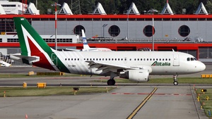 Photo of EI-IMH - Airbus A319-112 operated by Alitalia